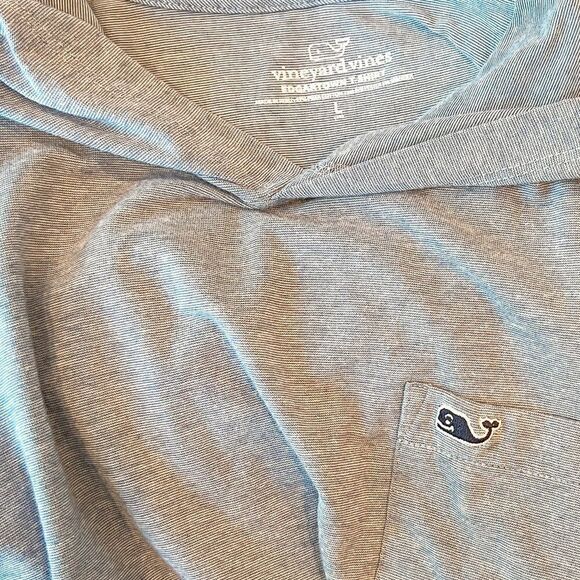 Vineyard Vines Boys Edgartown Hoodie Shirt, Size L (16) - Picture 4 of 4
